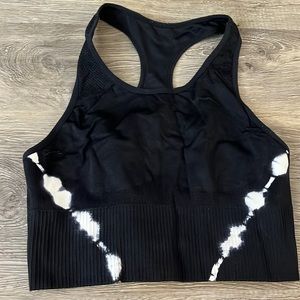 Zyia Hendrix crop top